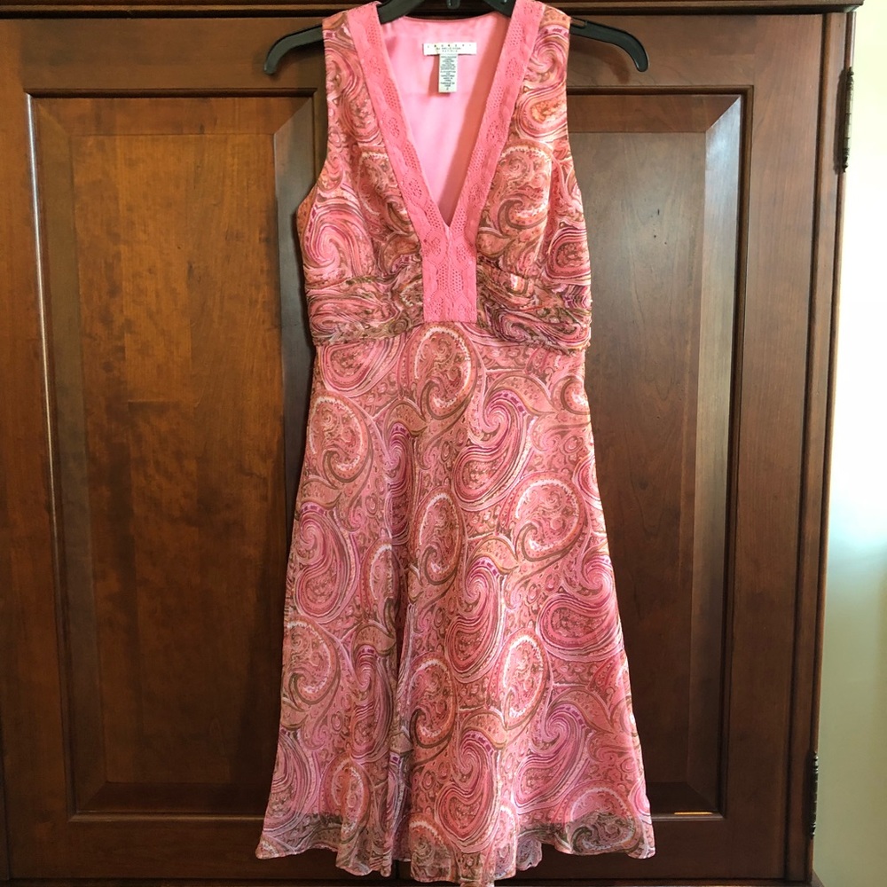 Laundry dress